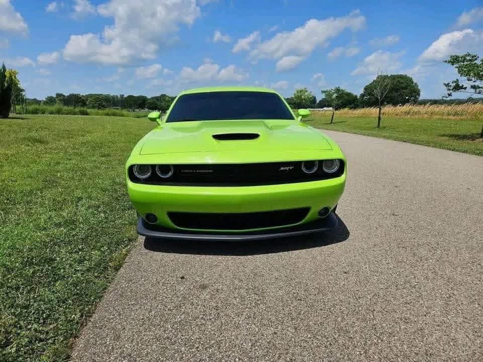 WhatsApp Image 2026-01-14 at 12.51.32 (2) 2015 Dodge Challenger R/T Scat Pack - Image 1