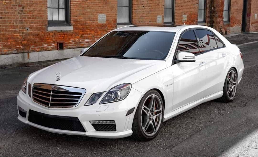WhatsApp Image 2026-01-17 at 02.31.54 2012 Mercedes-Benz E63 AMG Sedan - Image 1